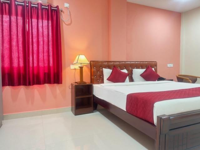 Hotel Prime Classic เชมชาบัด ภายนอก รูปภาพ