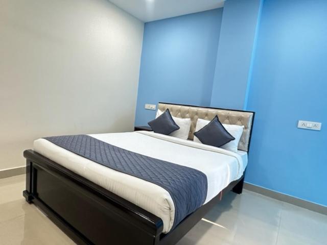 Hotel Prime Classic เชมชาบัด ภายนอก รูปภาพ