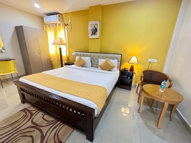 Hotel Prime Classic เชมชาบัด ภายนอก รูปภาพ